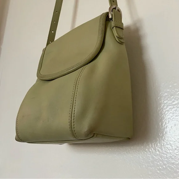π Rare Vtg Coach Soho 4108 Pistachio Small Flap Costa Rica - Picture 3 of 16